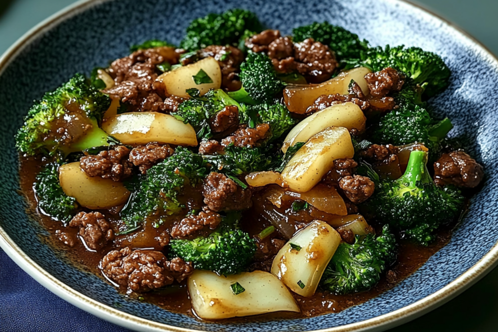 Keto Hamburger Broccoli Skillet